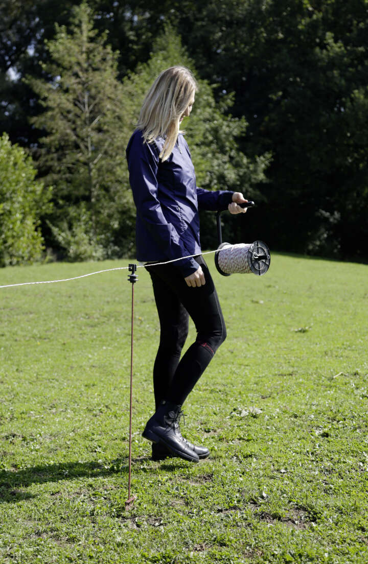 KERBL Einhand-Abrollhilfe für Weidezaunspulen